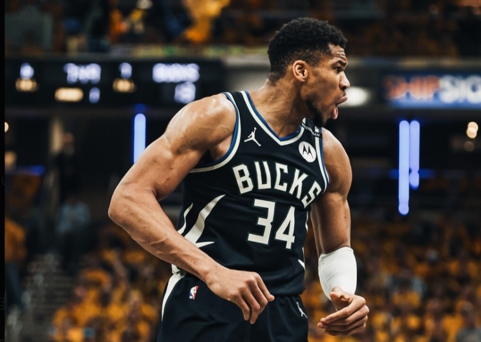 爱游戏体育官方网站-叶甫根尼奥涅金