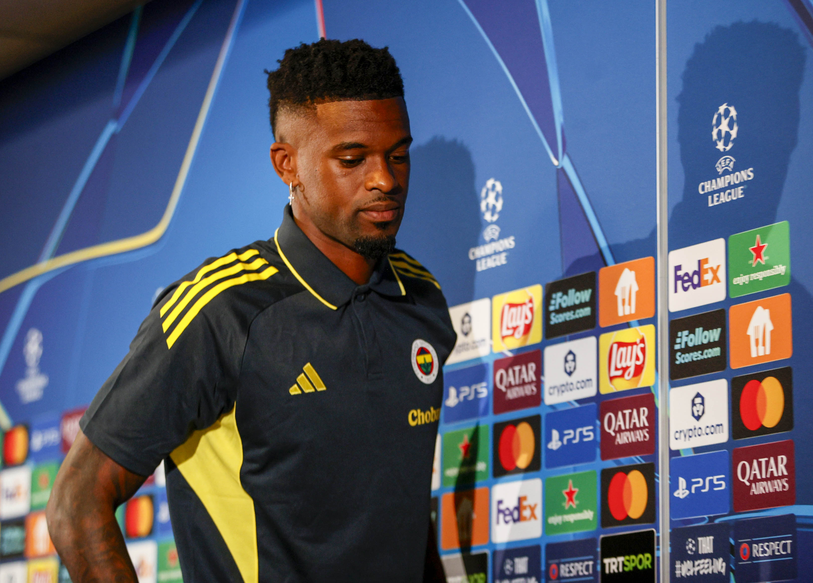 AYX Sports-清晨本菲卡调整名单以备英超，完成体检环节打磨，更衣室稳定，细节决定成败(筹码90和70集中度对照表)