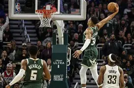 爱游戏体育官方网站-关于清晨体能课后，密尔沃基雄鹿状态回暖备战CBA季后赛，气氛紧张，赛季目标并未改变的信息