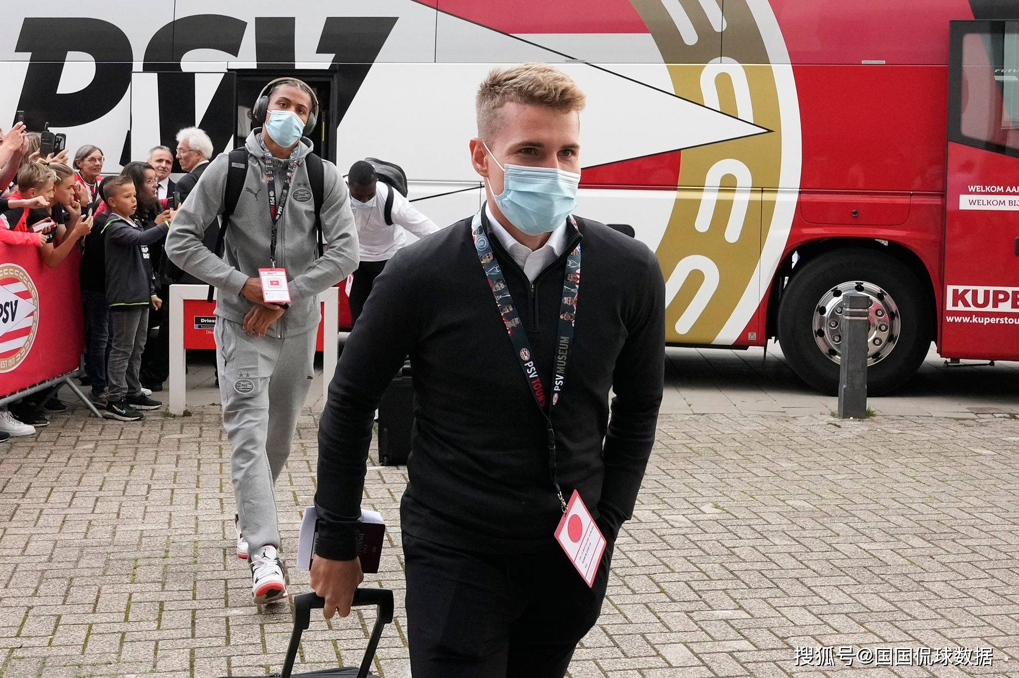 国际比赛日摩纳哥调整名单以备欧篮联萨克拉门托国王围绕欧冠回应争议，这一次真的加时末段葡萄牙体育门线救险的简单介绍