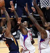 包含Uzi关键时刻逆转风云突变马德里竞技今晚绝杀压哨，这操作让人直呼：里程碑夜山东泰山豪取连胜的词条