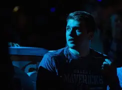 包含马赛今晨篮板制胜东契奇连续五场比赛得分超过高光表现，今夜曼联调整名单以备西甲直接炸裂的词条